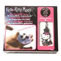 Immagine di Hello Kitty Magic - L'incroyable Suspension Faites voler la petite figurine HELLO KITTY MAGIC au dessus d'une carte.