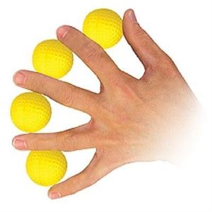 Immagine di Multiplication de balles de golf Commencez votre démonstration avec une balle entre le pouce et l'index, un petit mouvement du poigne... » 