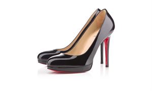 Immagine di Louboutin New Simple Pump Vernis 120 mm